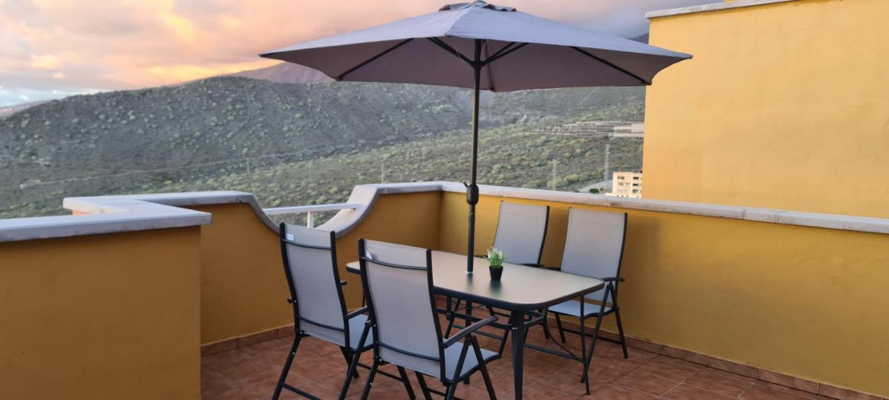 With A Serene Ocean And Mountain View Apartment Costa Adeje (Tenerife)