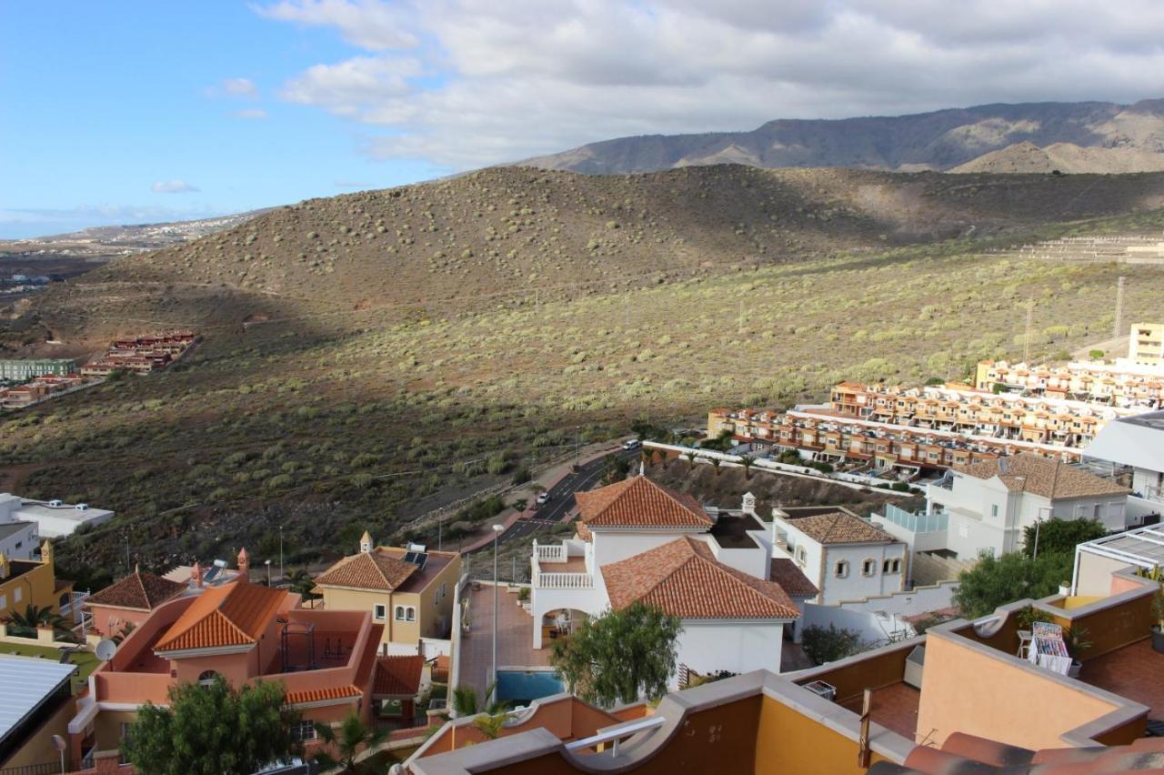 Apartamento With A Serene Ocean And Mountain View Costa Adeje (Tenerife)